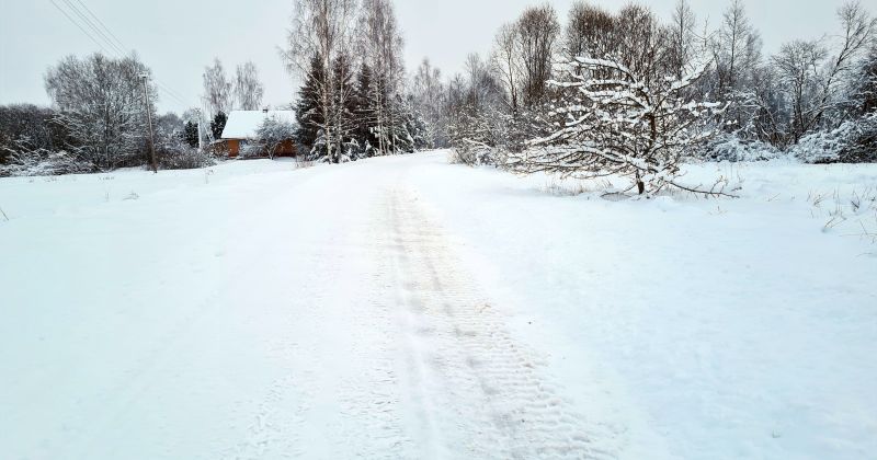 Jēkabpils novadā virza jautājumu par pašvaldības apmaksātu privāto ceļu tīrīšanu maznodrošinātām personām