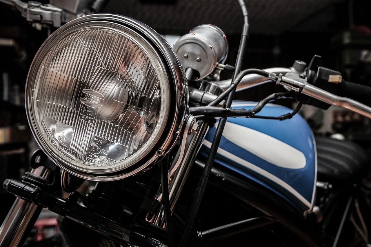 Antūžos avārijā cietis motociklists