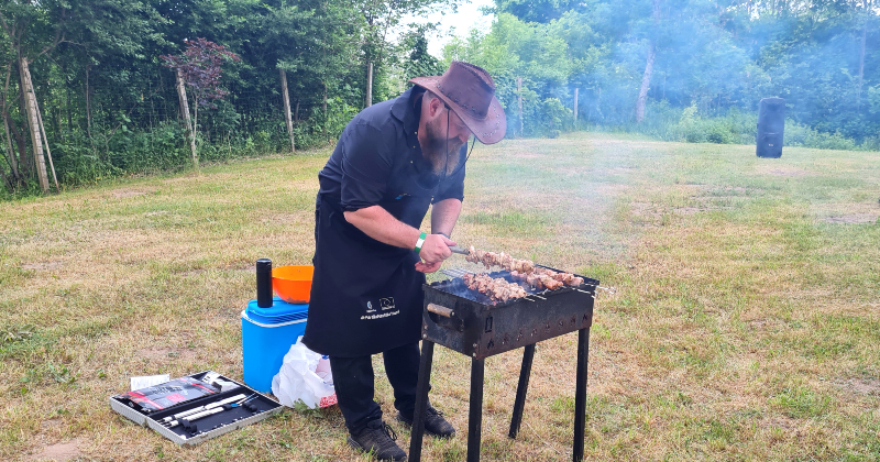 Rožupē kantrī stilā aizvadīts grilēšanas festivāls