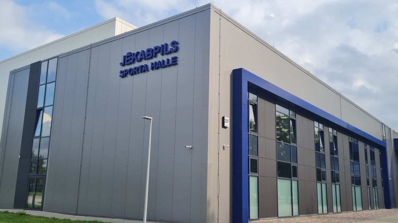 Jēkabpils Sporta hallē nebūs karstā ūdens