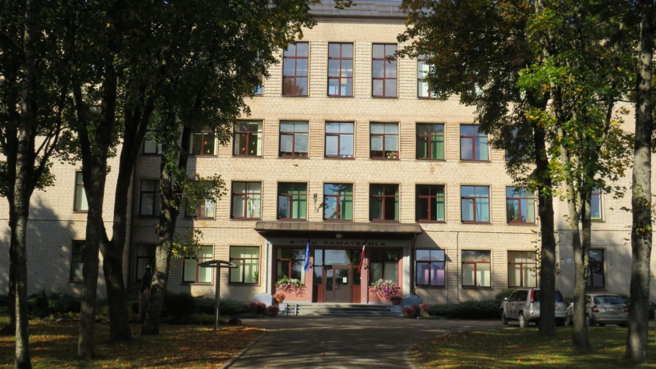 Biržu pamatskola saņems jaunu fizikas kabineta aprīkojumu