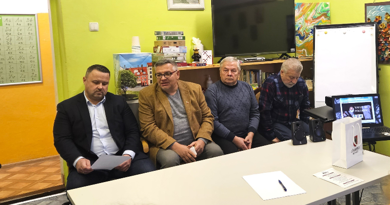 “Kafija ar politiķiem” – dambis, poligons un biedrību nams