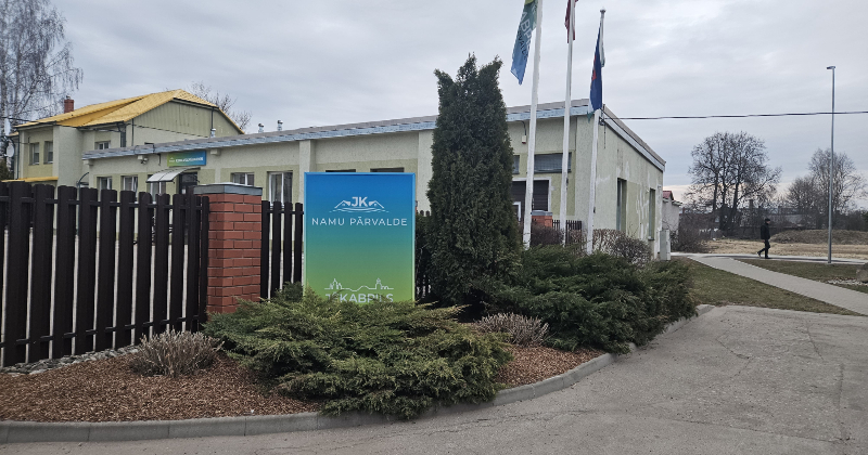 SIA "Jk Namu pārvalde" veic nozīmīgus uzlabojumus Jēkabpils mājās