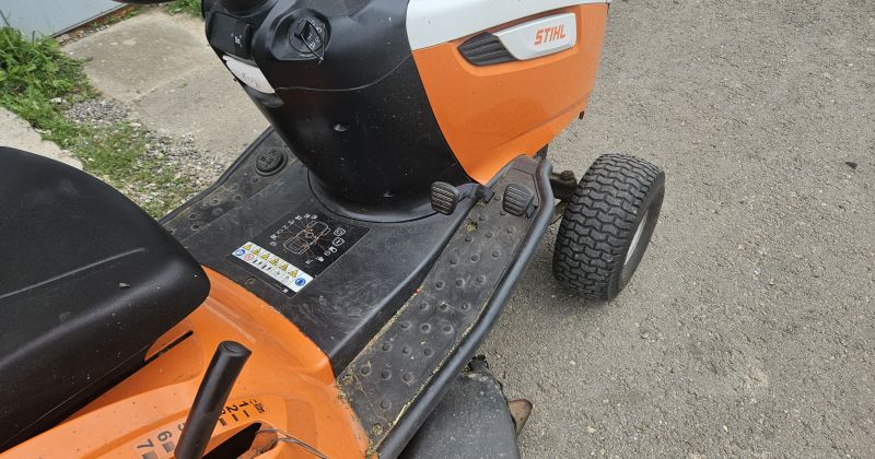 Aizkraukles novadā nozagts zāles pļaujamais traktors — zaudējumi 4500 eiro