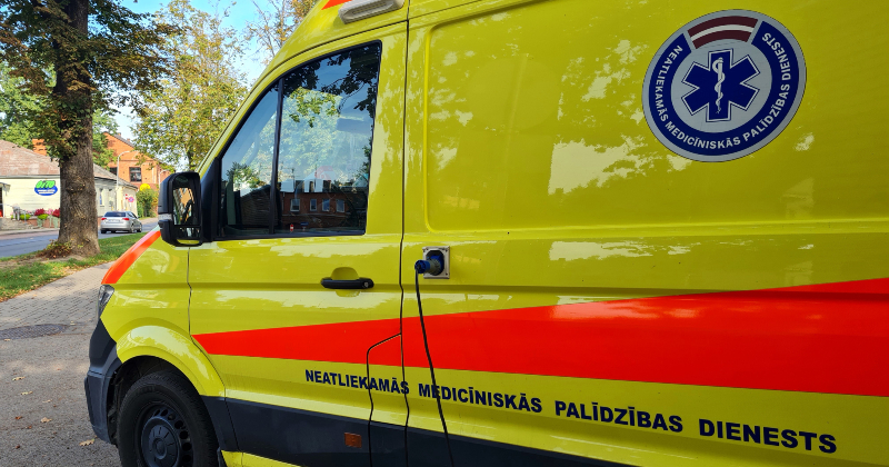 Jēkabpilī divu auto sadursmē traumas gūst abi šoferi