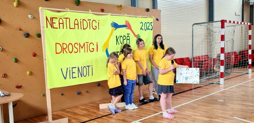Odzienā norit ukraiņu un latviešu bērnu sadraudzības nometne