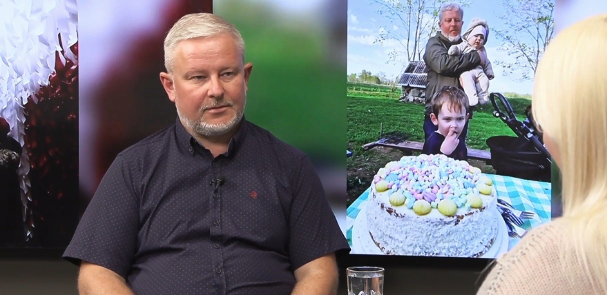 “Tepat aiz horizonta”: Guntars Rožlapa starp ierindu un pirts garu 
