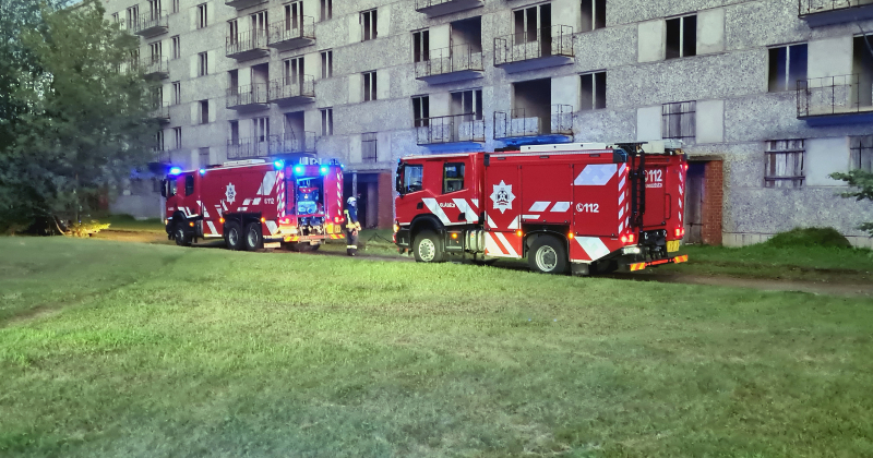 Auseklīša ielas graustā – kārtējais ugunsgrēks