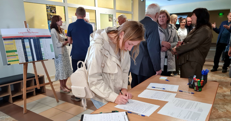 Petīcijā pieprasa apturēt vēja parku nekontrolētu attīstīšanu