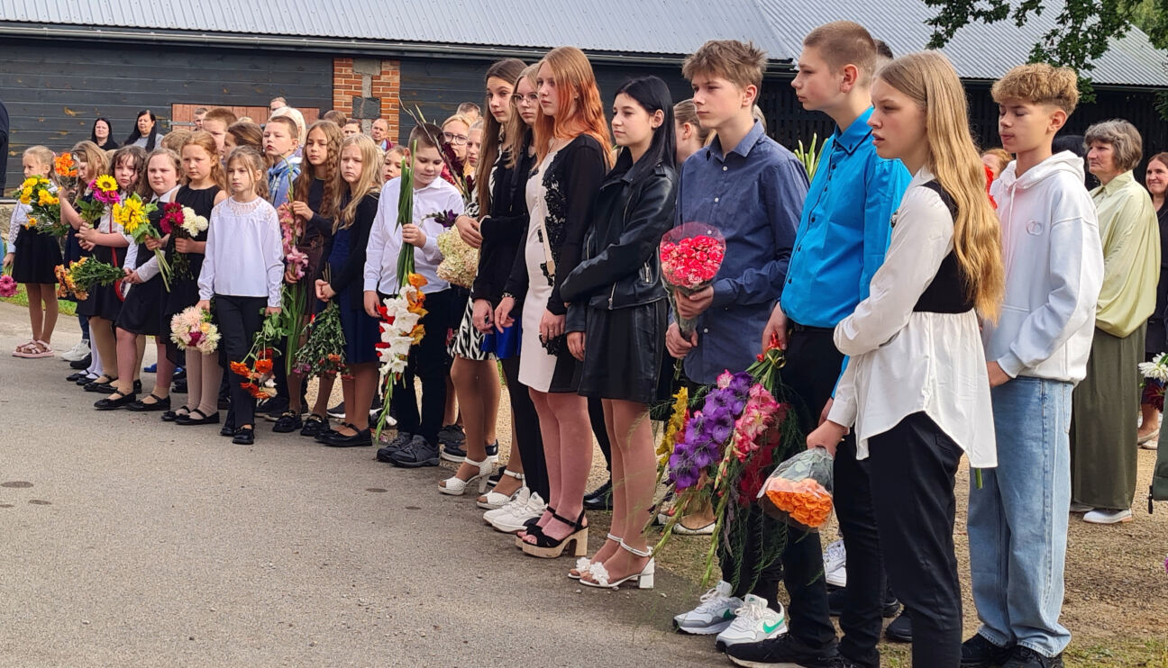 Jauno mācību gadu Jēkabpils novadā uzsākuši gandrīz seši tūkstoši izglītojamo