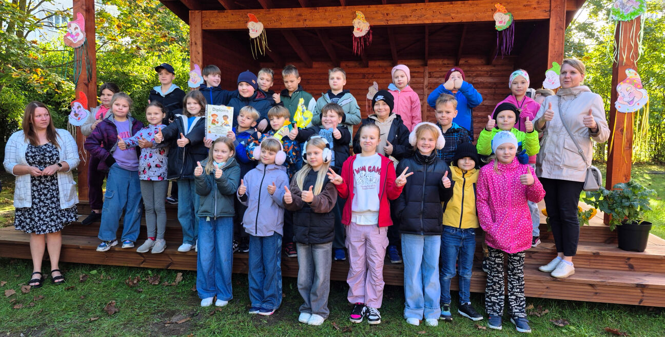 Jēkabpils novada bērni un jaunieši trenē “zaļos pirkstiņus” un iesaistās vides jautājumu risināšanā