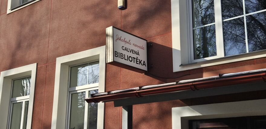 Jēkabpils novada Galvenajā bibliotēkā pietrūkst grāmatu
