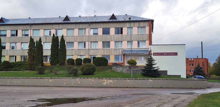Jēkabpils novada skolas ar parakstu vākšanu protestē pret plānoto reformu