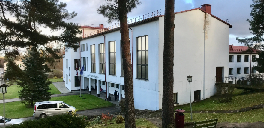 Pēc publiskās apspriedes Viesītes vidusskolas nākotne kļuvusi neskaidra