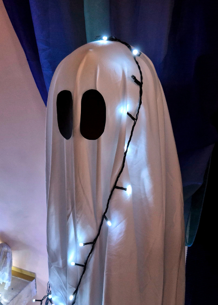 Tauta ziņo: Viesītē Halovīna konfektē atrod adatu