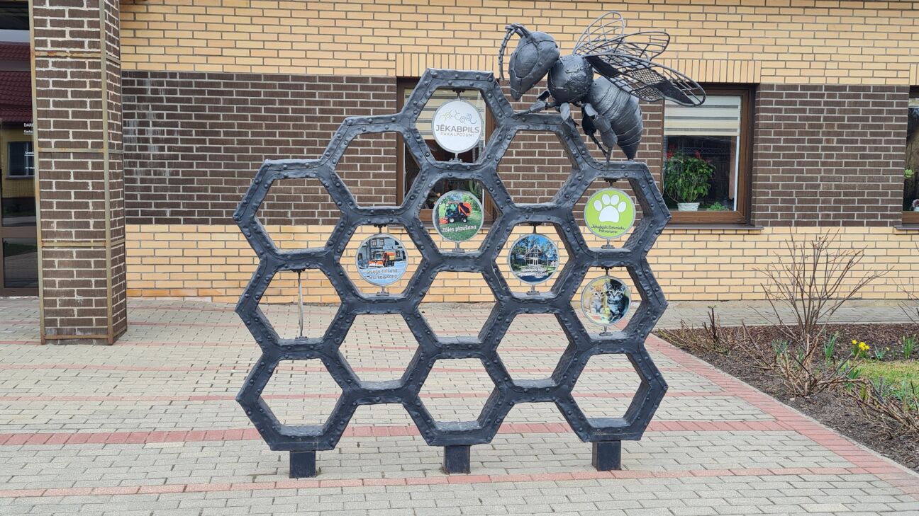 Jēkabpilī izveidota vieta lietām, kuras vēl var noderēt citiem