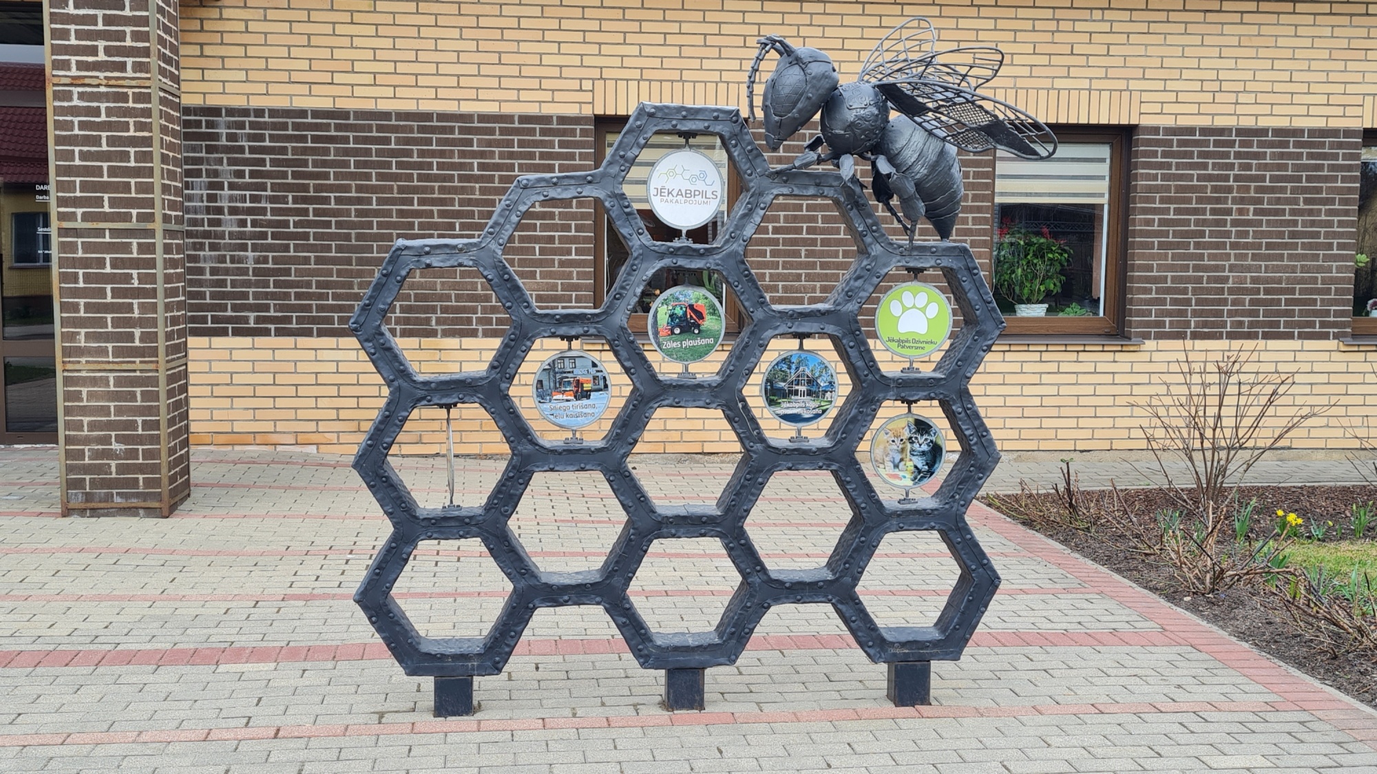 Jēkabpilī izveidota vieta lietām, kuras vēl var noderēt citiem