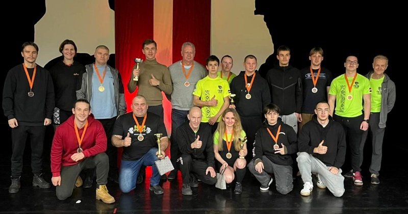 Jēkabpils pauerliftinga komandai – 2. vieta Latvijas kausā spiešanā guļus