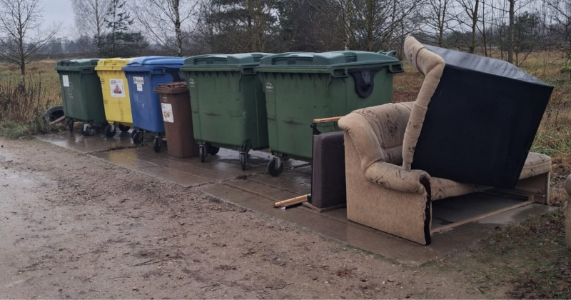 Nelegāla atkritumu izmešana Jēkabpilī rada papildu izmaksas pilsētai