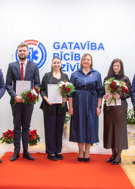 Seši Jēkabpils mediķi saņem NMPD Atzinības rakstu 