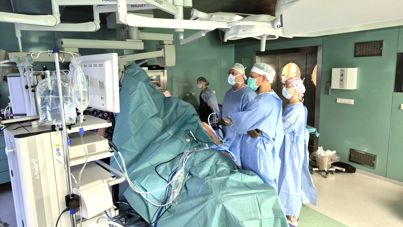 Labdarības akcijā “Dzīvo vesels” Jēkabpilī ārsti palīdz teju 150 pacientiem