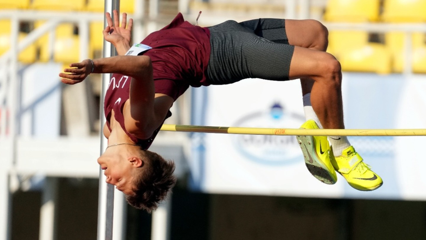 Jēkabpils atlēts Daniels Ģiedris nominēts “Gada U18 vieglatlēts” balsojumā