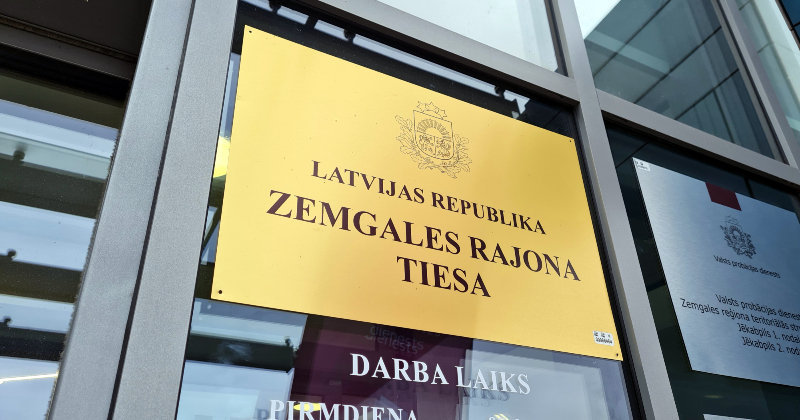 Policija Jēkabpils novadā aptur nelikumīgu migrantu pārvadātāju – lieta nonāk tiesā