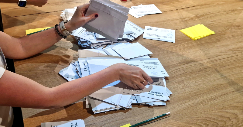 Neoficiāli zināms, pret kuru deputāta kandidātu sākta kriminālvajāšana par balsu pirkšanu