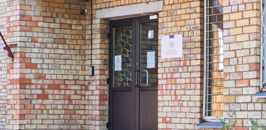 Sutru pagastā piedzēries vīrietis aplaupa sievieti &ndash; nodarīti zaudējumi 1650 eiro apmērā