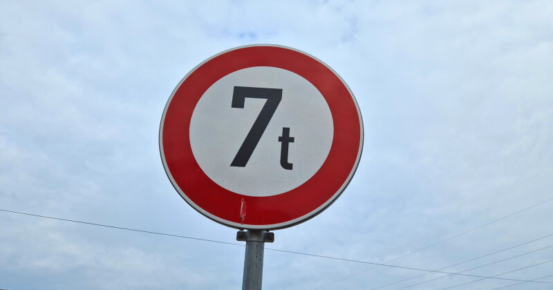 Jēkabpils novadā uz laiku ierobežo satiksmi uz pagastu autoceļiem 