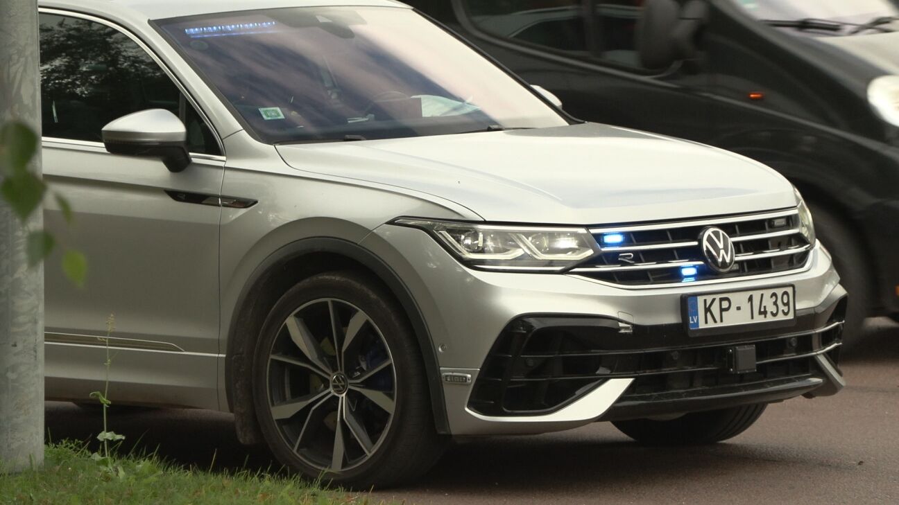 Policija svētku laikā pastiprināti kontrolēs ceļu satiksmi