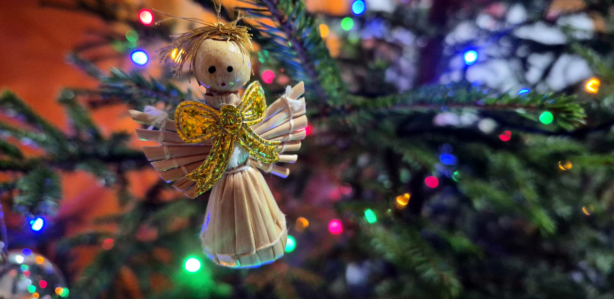 Gai&scaron;us, mierpilnus Ziemassvētkus!