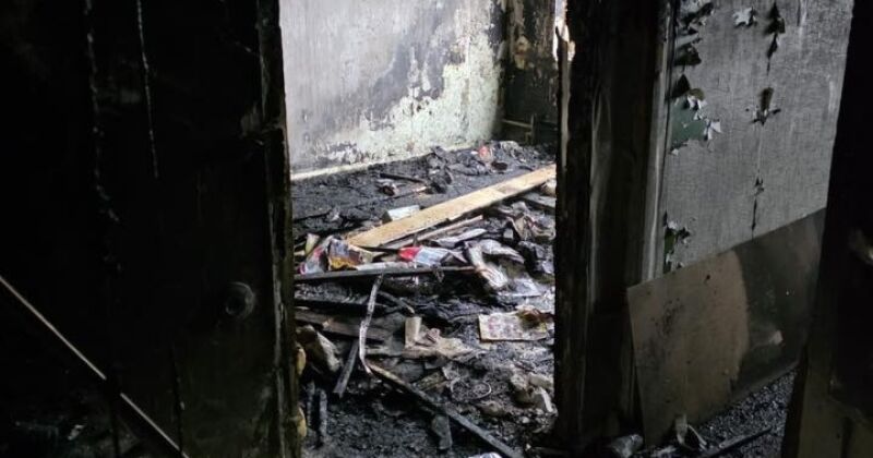 Ziemassvētku brīvdienās Līvānos deg dzīvoklis piecstāvu mājā