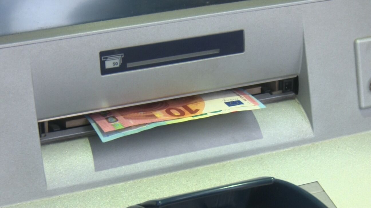 No šā gada Latvijā pieaug minimālā alga un ģimeņu pabalsti