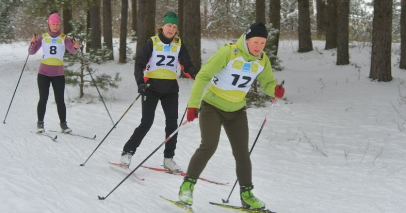 Mežaparkā sākusies slēpo&scaron;anas sezona 