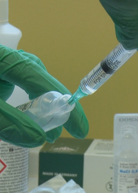 Vakcināciju pret cilvēka papilomas vīrusu kavē mīti un bailes 