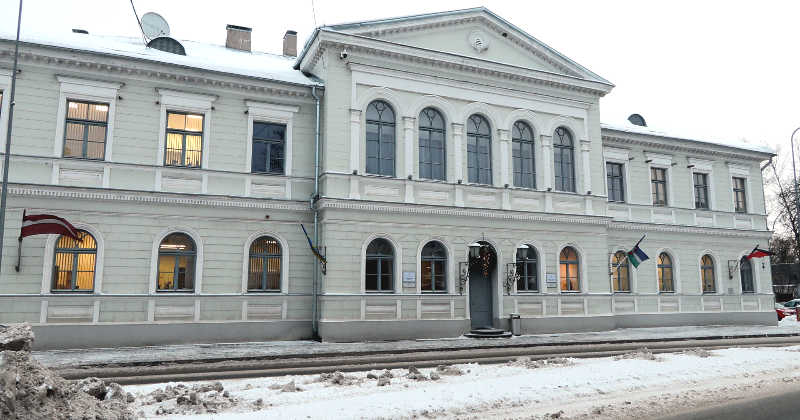 Atļaujas pieejai valsts noslēpumam vēl gaida divi Jēkabpils novada vadības pārstāvji