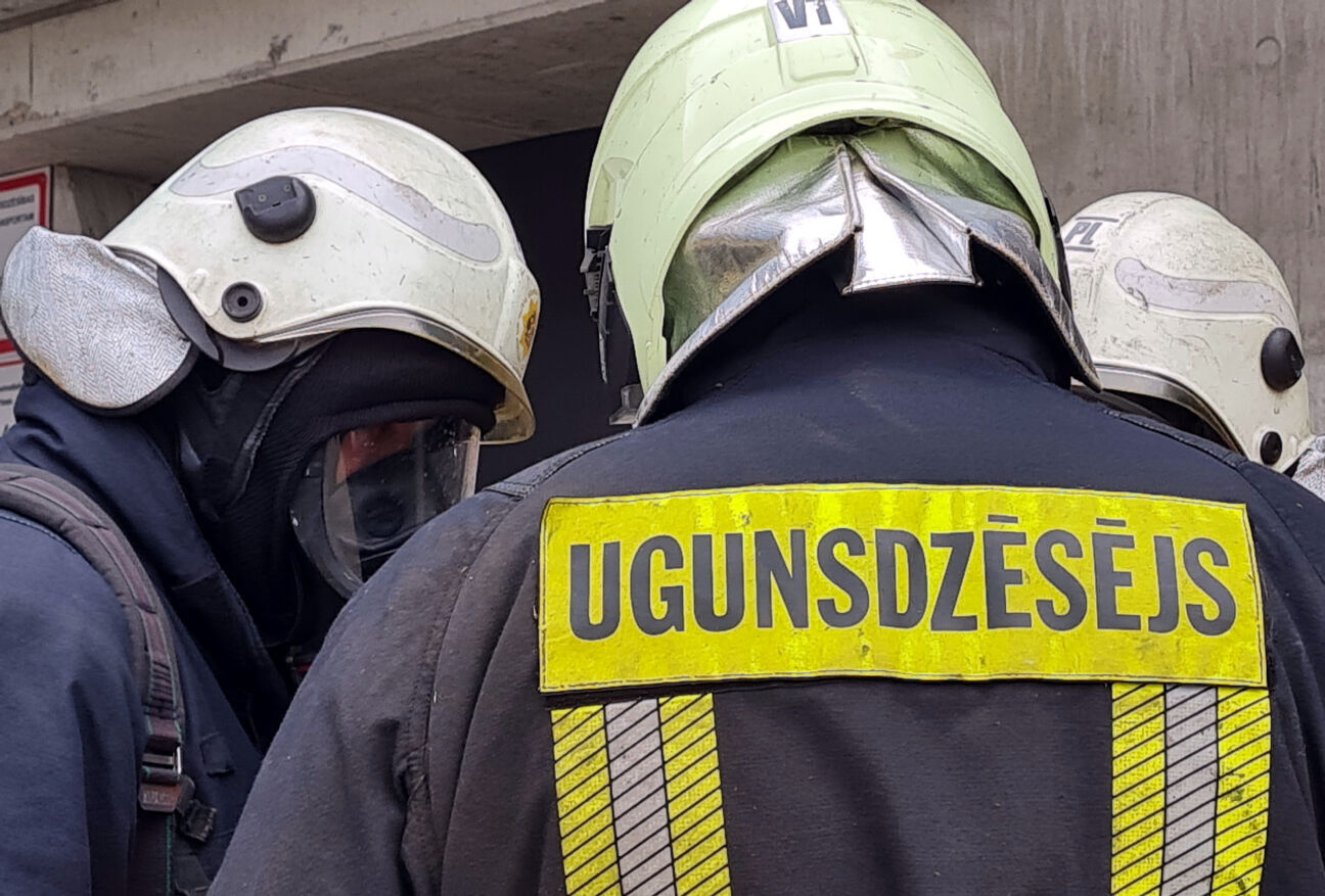 Ugunsgrēkos Jēkabpils novadā bojā gājis viens cilvēks, vēl viens izglābts