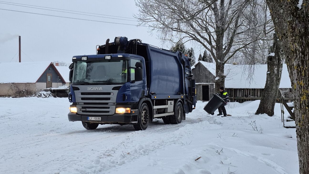 Jēkabpils pusē atkritumu izvešanu kavē gan laikapstākļi, gan iedzīvotāju rīcība