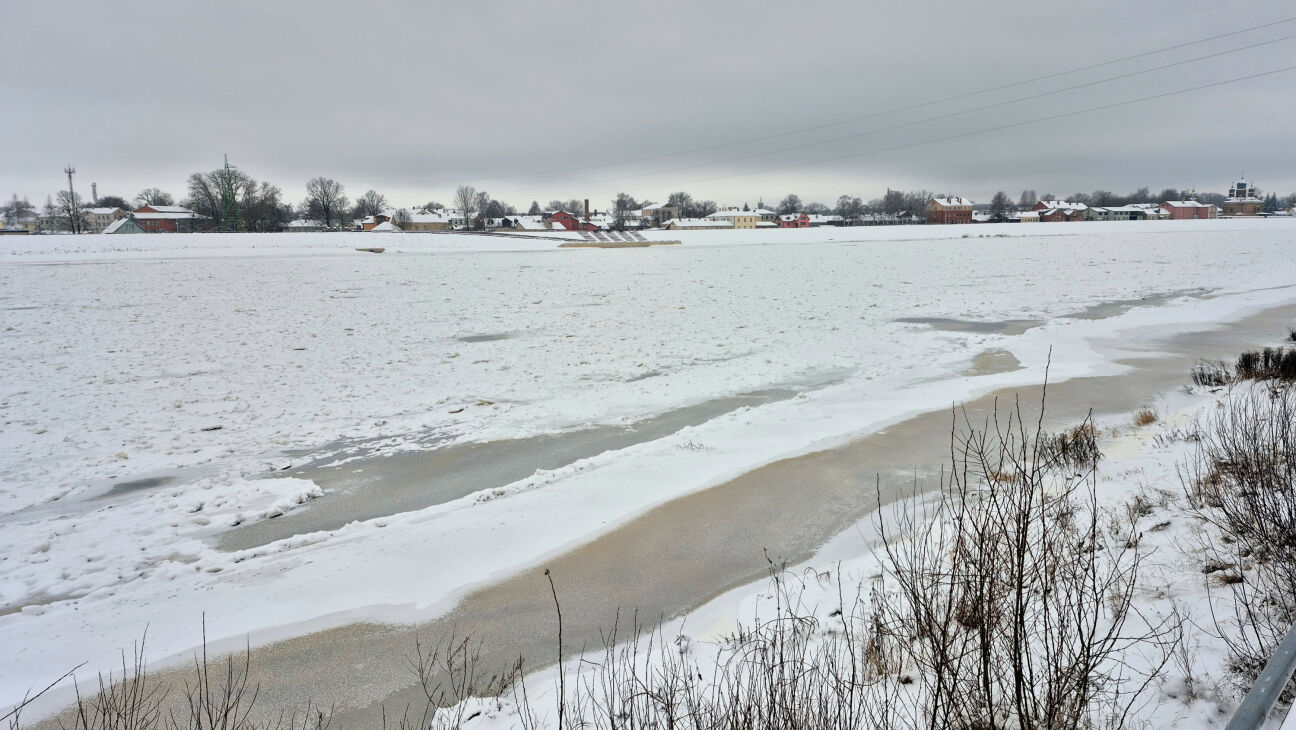 Šī nedēļa gaidāma sniegota un auksta