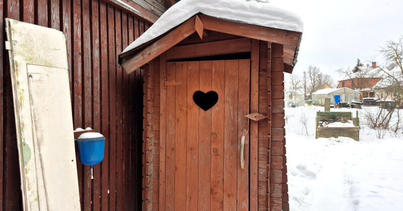 Sirsniņmājiņas un akas &ndash; Artilērijas ielas iemītnieku ikdiena