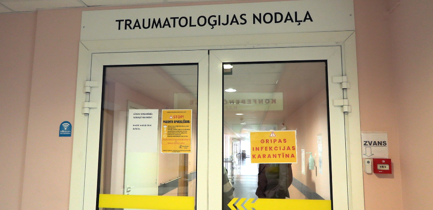 Jēkabpils reģionālā slimnīca uz laiku atstādina divus traumatologus