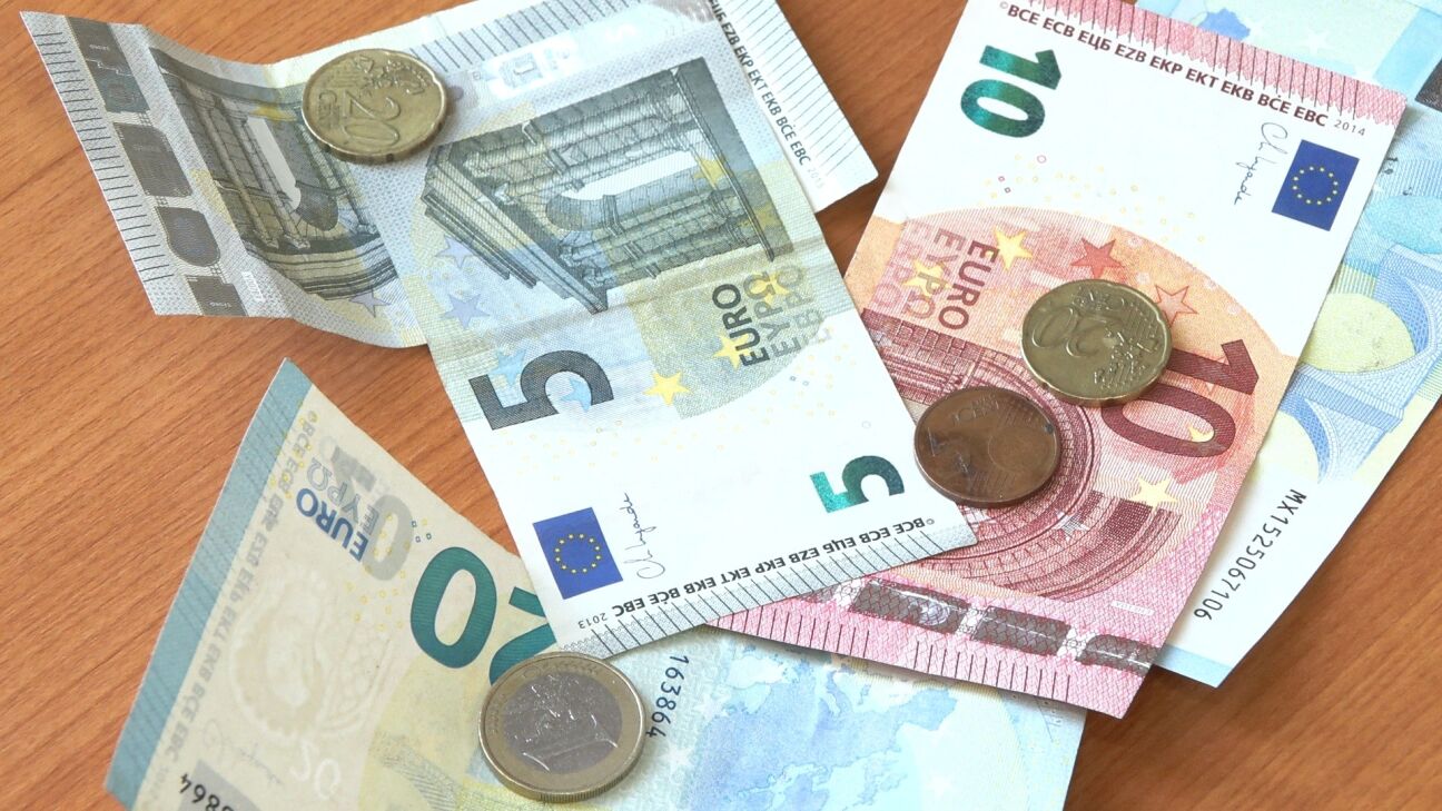 Šogad lielākā daļa iedzīvotāju nodokļu pārmaksu nesaņems