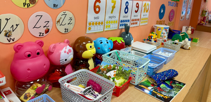 Jēkabpils novadā arvien vairāk tuk&scaron;u vietu bērnudārzu grupiņās un skolu solos