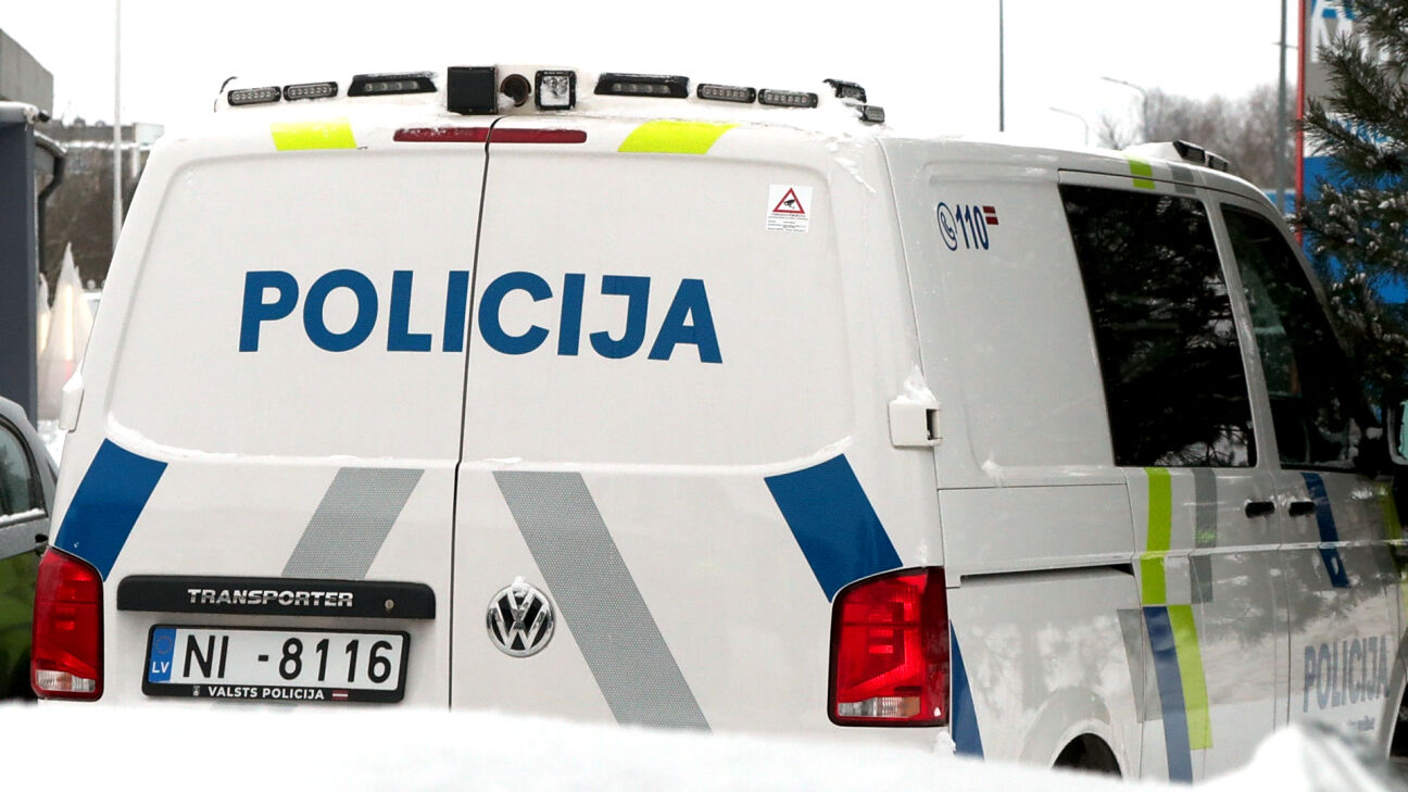 Līvānos kādam vīrietim ceļa došana beidzas ar sabojātu auto; divas sadursmes arī Jēkabpils novadā