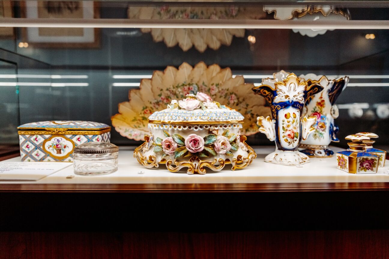 Krustpils pilī uzplaukst vairāk nekā 300 rožu stāsti