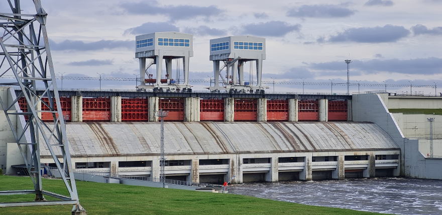 Pie Pļaviņu HES Aizkrauklē plāno izbūvēt rezerves ūdens pārgāzni