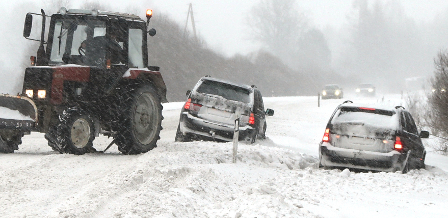 Sniegputeņa haoss &ndash; Jēkabpilī un tās apkārtnē piedzīvota saspringta nedēļas nogale