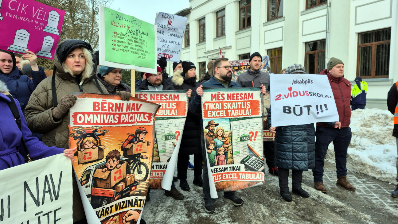 Sāk parakstu vākšanu pret skolu reorganizāciju Jēkabpils novadā