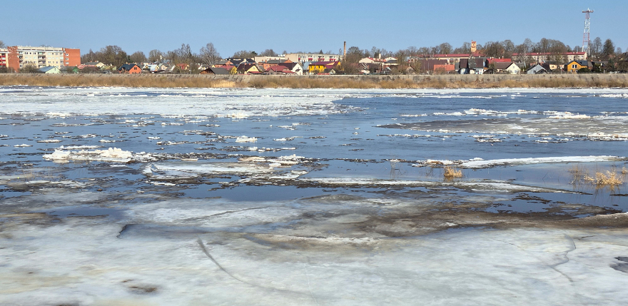 Jēkabpilī sākusies ledus ie&scaron;ana Daugavā